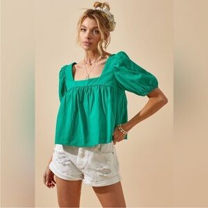 Day + Moon green cropped puffy sleeve top Size M